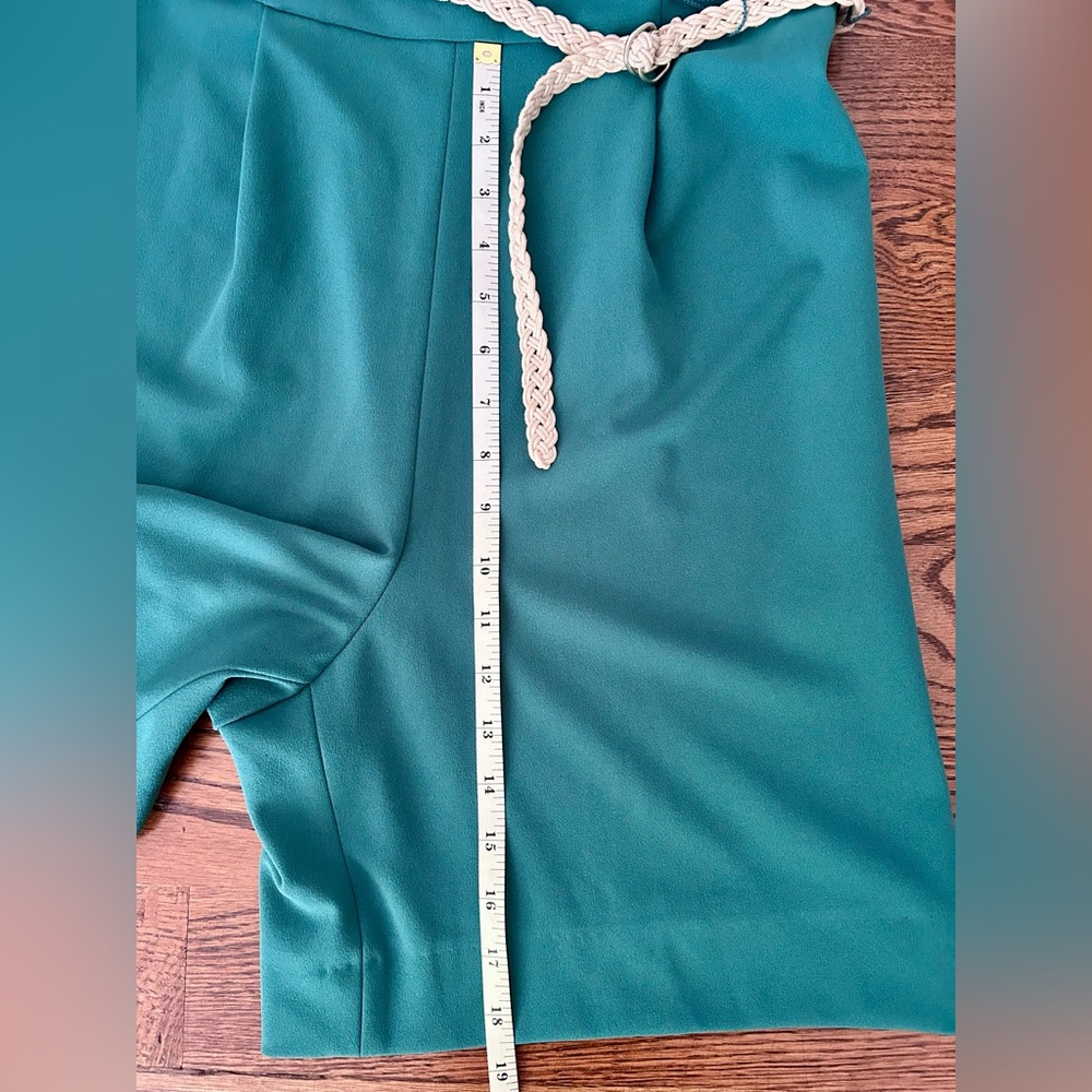 Calvin Klein Sleeveless V-neck Meadow Green Stretch Romper Shorts - Picture 6 of 11